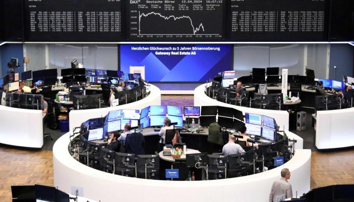 1784912298_2024-04-24T185107Z_1_LYNXNPEK3N0TK_RTROPTP_4_EUROPE-STOCKS.jpg