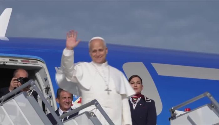 2026-06-06T063300Z_1_LOP649905062026RP1_RTRMADP_BASEIMAGE-960X540_POPE-SPAIN-DEPARTURE.jpg