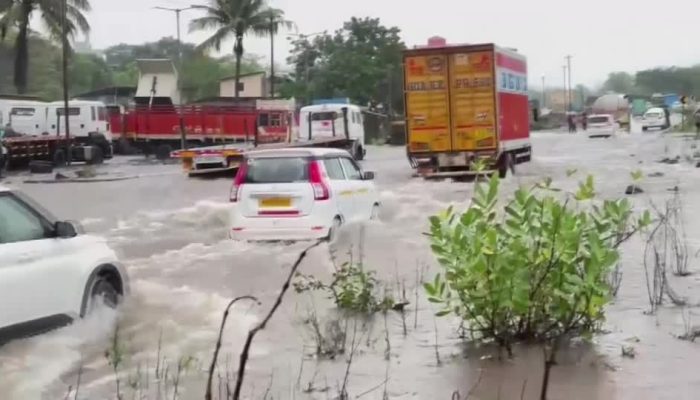 2026-07-05T155252Z_1_LOP529205072026RP1_RTRMADP_BASEIMAGE-960X540_ASIA-WEATHER-INDIA-MONSOON.jpg