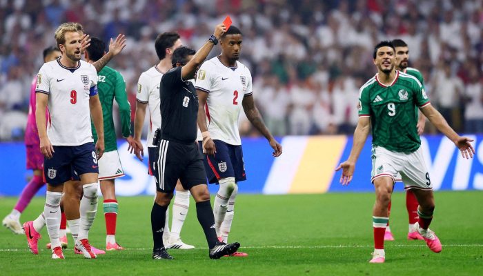 2026-07-10T023842Z_1_LYNXMPEM6904I_RTROPTP_4_SOCCER-WORLDCUP-ENG_rec_red.jpg