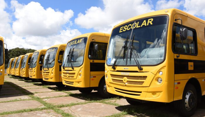 Entrega-Onibus-Foto-Mary-Leal-20.JPG-1-scaled.jpeg