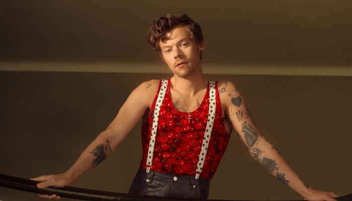 Harry-Styles-para-o-videoclipe-de-As-It-Was.png