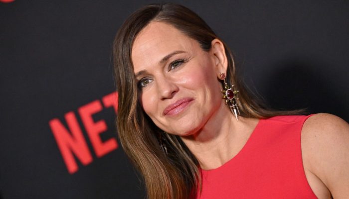 Jennifer-Garner-e1712021802670.jpg