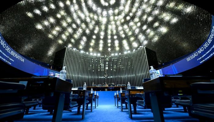 PLENARIO-SENADO-08-05-26.jpg