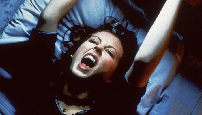 Possuida-Katharine-Isabelle.jpg