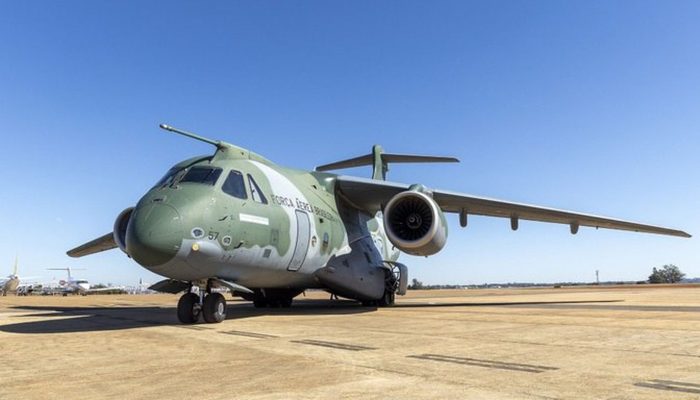 fab_envia_aviao_com_missao_humanitaria_a_venezuela.jpg