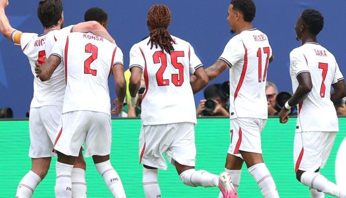 gol-konsa-inglaterra-franca-1-e1784411478975.jpeg
