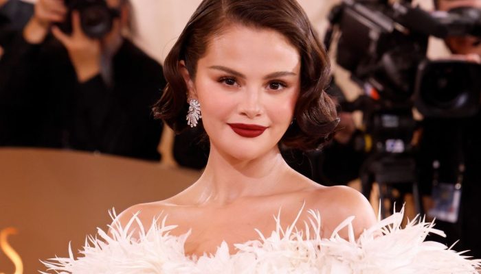 selena-gomez-2.jpg